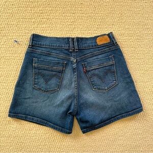 Levi’s Jean Shorts Size 4